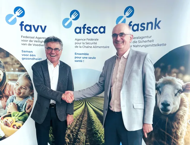 Herman Diricks van het FAVV (links) en Johan Hallaert van Fevia (rechts)